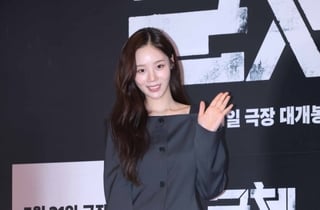 김민설 '완벽한 손인사'[★포토]