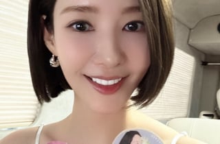 박민영, 일에 빠져 연애 미뤘다더니..'칼단발 확 자른' 2달 만 근황