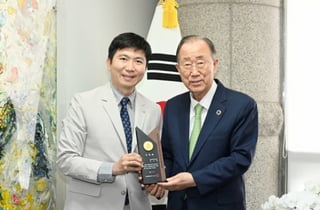 반기문 전 UN 사무총장, 대한체육회 초대 명예고문으로 위촉 "스포츠는 국민 통합과 미래세대 희망 만들어가는 중요한 가치"