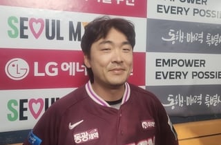 "내가 말해도 되겠어?" 박병호 신중 코칭→이형종 감탄 "먼저 물어주셔서 마음 열려" 1군 복귀 후 타율 0.500 맹타
