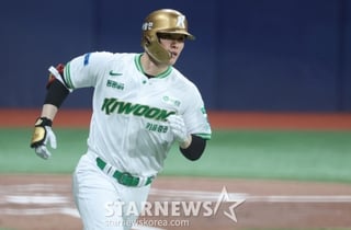 "형들이 있어 든든했다" 떠났던 리더들이 돌아오자 히어로즈 첫사랑도 웃었다... 다시 뛰는 영웅군단, 무엇이 달랐나