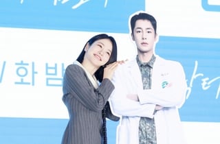 "항상 촬영장 먼저 나와.." '군인' 이재욱, '닥터 섬보이' 감독 극찬한 인성