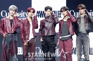 '재데뷔' 앤더블, 제베원·이븐 넘어 증명해야 할 더블 무게감 [스타현장][종합]