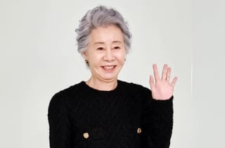 윤여정 '건강한 미소로 인사' [★포토]