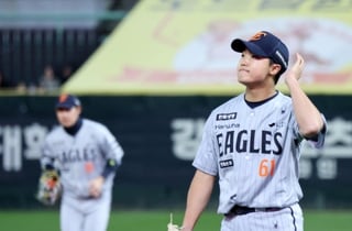 "정우주 마무리로도 고민했지만..." 필승조→선발 변신 실패, 다시 '8회 투입' 결정 [창원 현장]