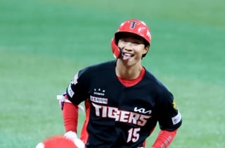 [한번에쓱] '오늘은 리드오프다!'  1회초 알칸타라의 첫 볼을 벼락같이 솔로홈런으로 만든 박재현