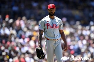 '한국 8K 수모 당연했다' WBC 그 투수, ML 44⅔이닝 연속 무실점! 115년 구단 새 역사