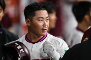 'ML 50홈런' 키움 새 외인, 대박 냄새 '솔솔' 데뷔전부터 멀티히트 폭발! 득점권 타율 1.000