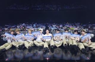 "모든 걸 불태워"..아홉, 데뷔 첫 亞 투어 성공적 포문