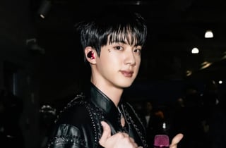 방탄소년단 진, 아이돌픽 54주 연속 1위..'독보적 인기'
