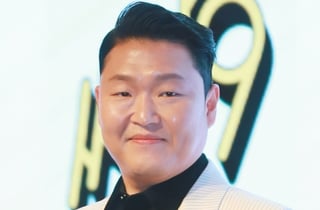 [공식] '약물 대리 수령' 싸이, 검찰 송치.."수사 적극 협조할 것" [스타이슈]