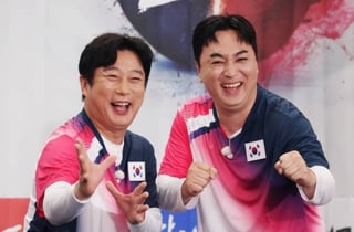 이수근-황제성 '닥치고 한일전, 꼭 보세요'[★포토]