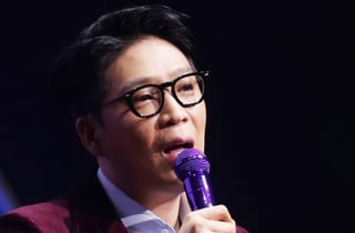 MC몽, 원정도박 주장 'PD수첩'에 1000억대 소송 예고 "18년 인생 앗아가" [스타이슈]