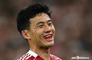 日 국대 주장인데 리버풀 '전력 외'라니... 엔도, 씁쓸한 퇴출 수순 "클롭 떠나고 계속 찬밥 신세, 강제 매각 유력"