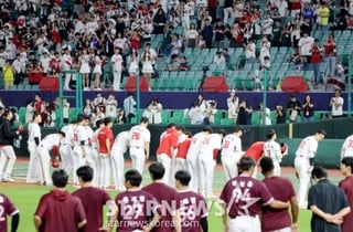 '홈런 4방 치고도' 충격 13연패 SSG, 선두 경쟁→9위 추락 위기... 키움은 8연패 탈출