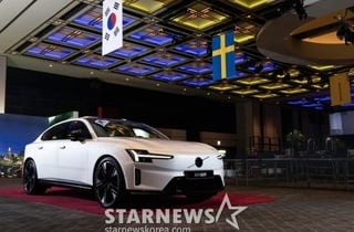 볼보자동차코리아, '스웨덴의 날'서 전기 세단 'ES90' 국내 최초 공개