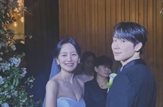 곽민정, '피겨 출신' 이준우♥백은혜 결혼식 참석 "울 준형이 축하해"