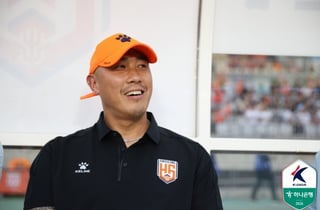 '9경기 만에 패배' 차두리 감독 "선수들 정말 잘 싸웠다, 마지막 순간 운이 수원 쪽으로 향했다" [화성 현장]