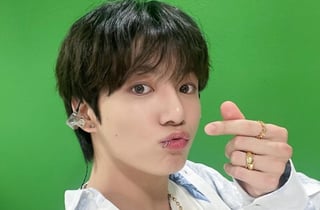 '부산의 왕자 정국' 中 팬클럽 대규모 부산 지하철 서포트