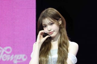 이즈나 정세비 '완벽한 볼하트'[★포토]