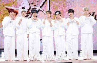이펙스 ‘포즈는 사랑스럽게’[★포토]