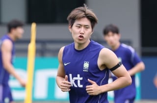 '대박' 伊 매체에 등장한 "슛돌이"... 이강인 향해 "축구 천재 꼬마가 A조 최고 스타됐다" A조 에이스 선정