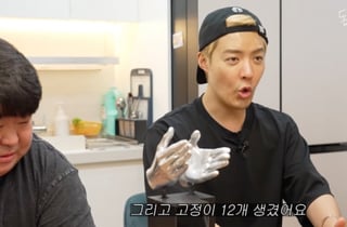 "덕분에 고정만 12개" 강남, 13년 우정 '지하철 친구'에 트로피 선물 [강나미]
