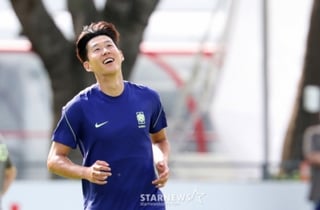 "SON 월드컵 우승컵 드는 모습 보고파" 英 BBC 패널, 소름 돋는 응원... "韓 유럽파들 수준 높다"