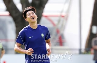 [현장 속보] '손흥민·이강인·김민재' 총출동, '깜짝 스타팅' 이기혁 센터백... 홍명보호 '월드컵 첫 경기' 체코전 라인업 공개