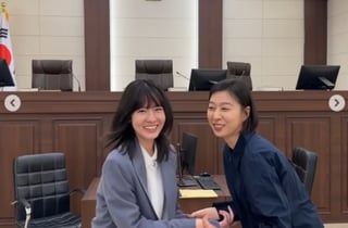 김희철이 또..'우진엄마' 박지연, '우진이 담임' 최지선과 다정한 사진에 "어색하네요" [스타이슈]