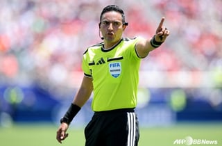 모두 옵사라는데 PK 선언 '진짜 문제는 그다음'... 카타르 울릴 뻔한 VAR 논란, "FIFA 독재" 英레전드 격분