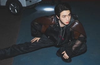 완벽한 라이브, 빛나는 외모! '美의 남신' 방탄소년단 진, 부산 콘서트 비하인드 공개..설렘 UP