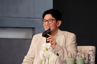 하이브 방시혁 "외롭고 힘들지만 행복 추구 팬들 위해" 입 열었다