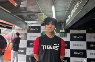 '와' KIA 5R 사이드암, 팔꿈치 수술 1년 만에 ERA 0.90... 재활 3개월 단축하고 폭풍 성장 '어떻게' 가능했나 [인터뷰]