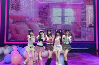 리센느, 5인 갸루 버전 'LOVE ATTACK' 첫선..'엠카' 야호~