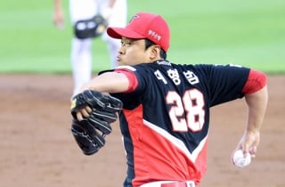 '와' KIA 불펜 정말 강해졌다! ERA 2.50 전직 마무리, '자리 없어' 2군행... 사령탑도 잊지 않았다 "열흘 딱 채우면 형범이부터 올린다"