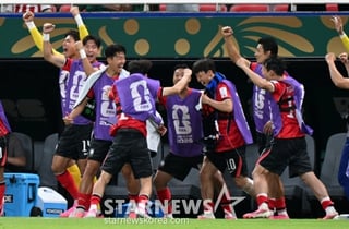 "한국 경기력에 엄청 놀랐다" 스페인 현 국가대표 센터백 '깜짝 찬사'