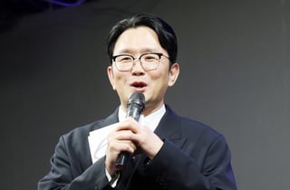 윤형빈, 저희 아이돌 '안타레스' 컴백합니다[★포토]