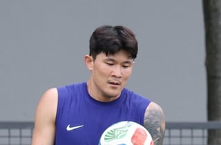 '이강인만 있나' 김민재, 맨유 이적설도 조용히 뜨겁다 "유벤투스 안 가면 협상"... 뮌헨도 판매 환영