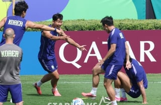 [한번에쓱]  홍명보호 청소년 4강신화의 땅 몬테레이에서 LA행 티켓 끊을 수 있을까? 남아공 필승 비책, 태극미소에 담겼다