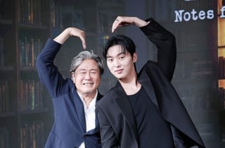 최민식-최현욱, 이런 하트 호흡은 처음이야[★포토]