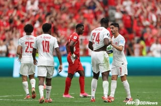 '韓축구 대호재' 32강 상대는 캐나다 유력, 스위스에 패해 B조 2위... 보스니아도 생존 유력