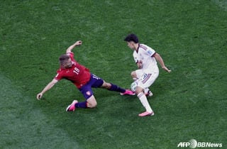 '한국 생각 안 하나' 17세 내보낸 멕시코, 체코전 벤치 전력 대거 투입... 전반은 0-0
