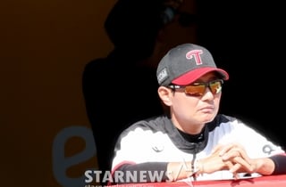 "LG가 염경엽 없다고 안 되겠나" 마무리-1선발 교체에도 '27일째 1위 독주' 어떻게 가능했나