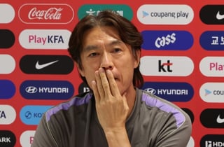 '몬테레이 대참사 다음날' 홍명보 감독 "나도 당황스럽다... 선수단 불화설은 전혀 사실무근" [월드컵 현장]