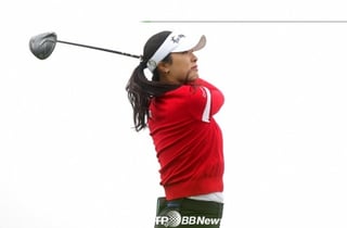 '버디쇼' 윤이나, KPMG 위민스 첫날 최저타 기록 '단독 선두'... LPGA 첫 승 도전