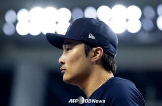 "김하성 역사상 최악의 FA, ATL 농락했다" 연봉 308억인데 '타율은 0.068'... 'FA 3수'는 허황된 꿈이 될까