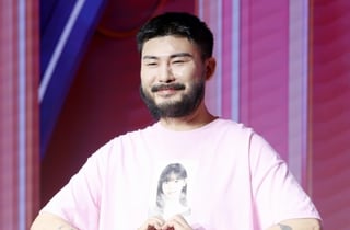 '모솔연애2' 카더가든, 강한나 티셔츠 입고 등장..서인국 "청혼인가요?"