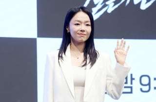 이상희, 화이트로 깔끔한 룩[★포토]