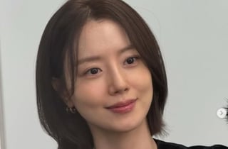 '새댁' 문채원, 결혼식 후 올린 인사..불교 명언으로 대신